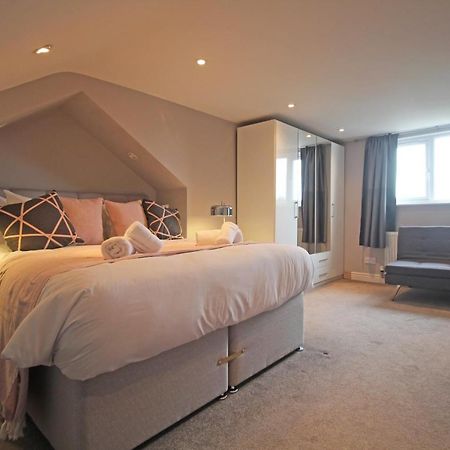 Queens Road - Luxury Spacious Home In Chester Christleton Zewnętrze zdjęcie