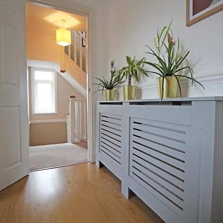 Queens Road - Luxury Spacious Home In Chester Christleton Zewnętrze zdjęcie