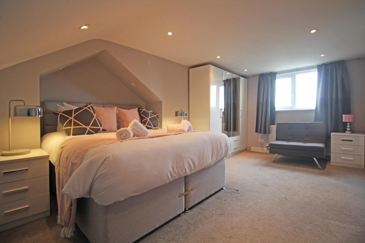 Queens Road - Luxury Spacious Home In Chester Christleton Zewnętrze zdjęcie