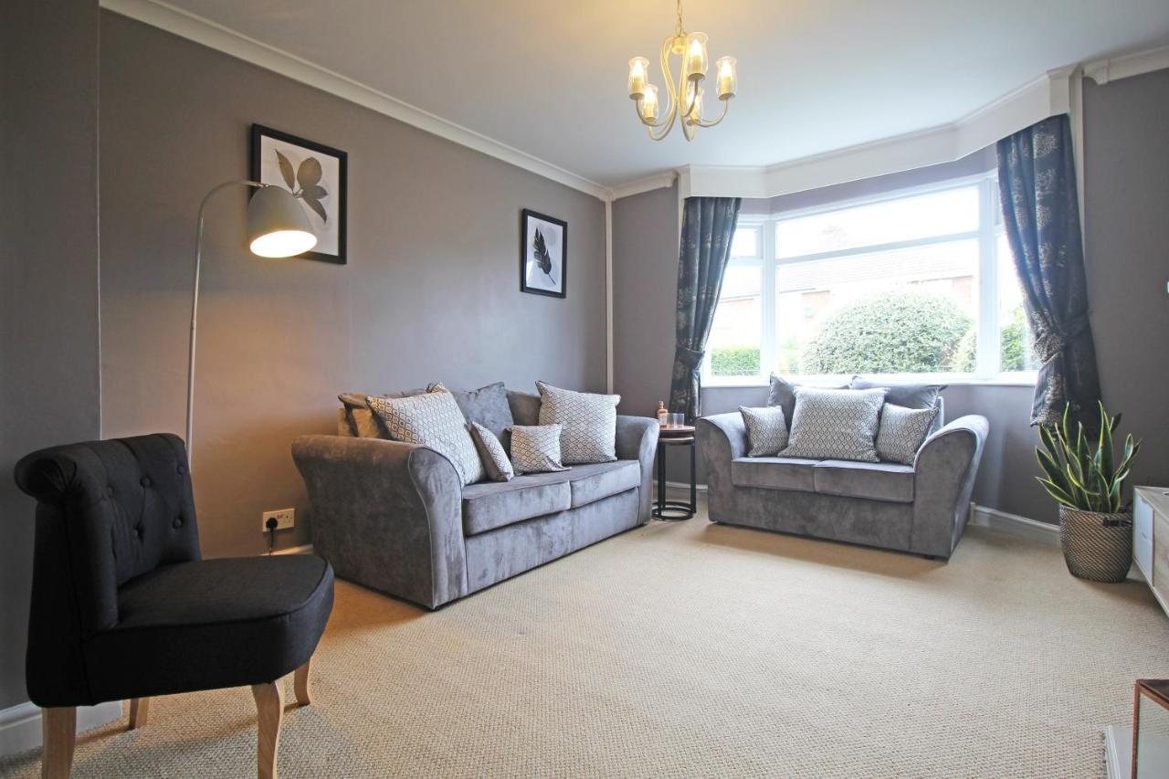 Queens Road - Luxury Spacious Home In Chester Christleton Zewnętrze zdjęcie