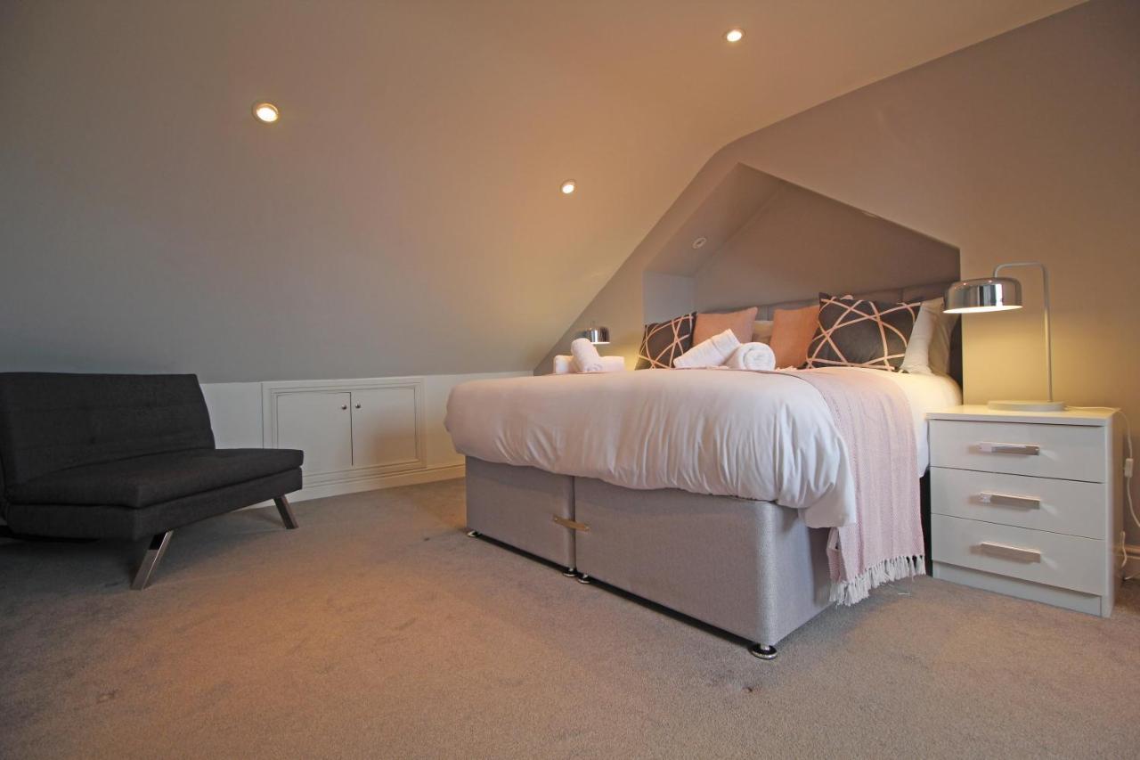 Queens Road - Luxury Spacious Home In Chester Christleton Zewnętrze zdjęcie
