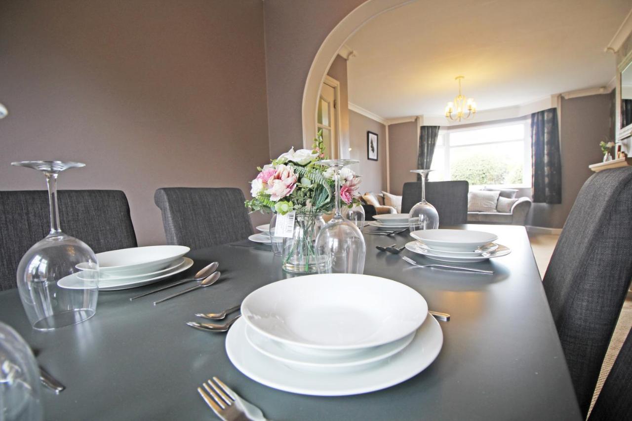 Queens Road - Luxury Spacious Home In Chester Christleton Zewnętrze zdjęcie