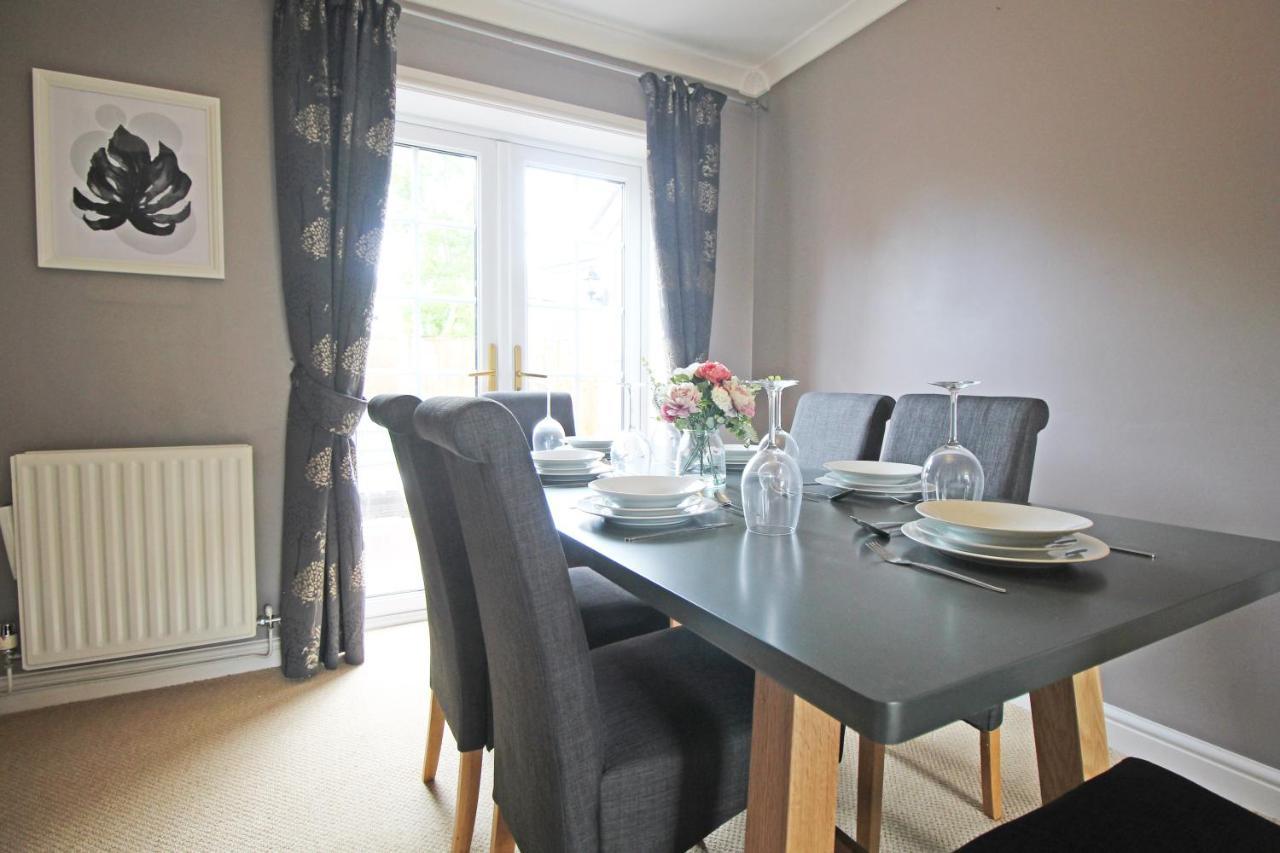 Queens Road - Luxury Spacious Home In Chester Christleton Zewnętrze zdjęcie
