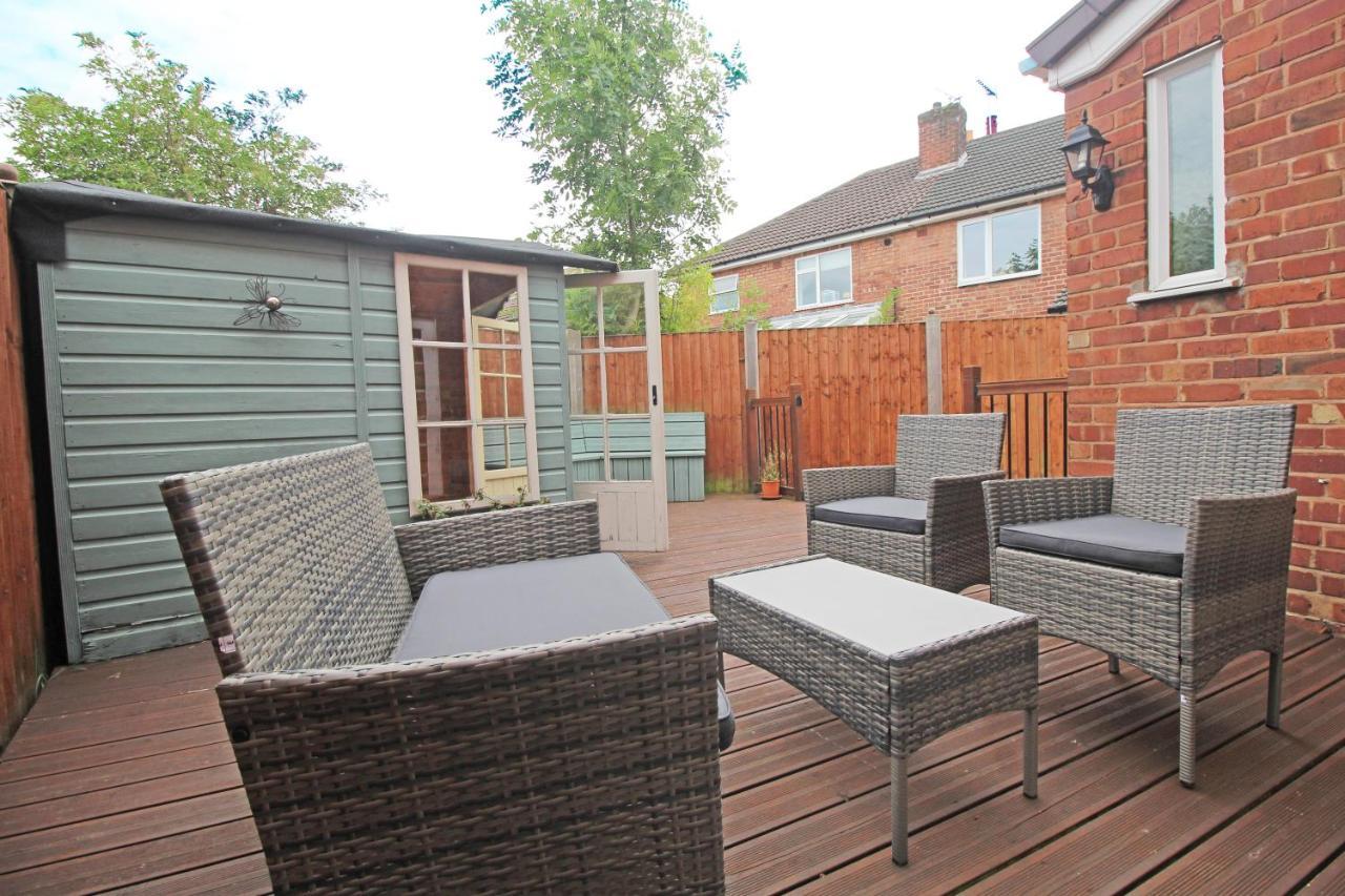 Queens Road - Luxury Spacious Home In Chester Christleton Zewnętrze zdjęcie