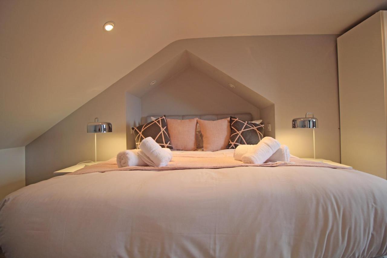 Queens Road - Luxury Spacious Home In Chester Christleton Zewnętrze zdjęcie